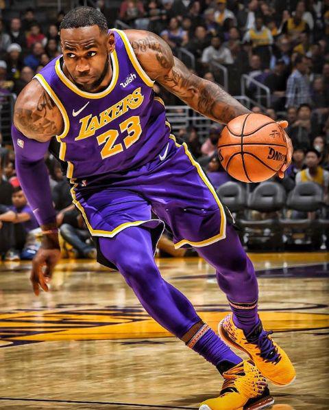 杰克逊在采访中谈到他年轻时朋友们总叫他内马尔：（杰克逊在采访中自曝：年轻时朋友常叫他'内马尔）