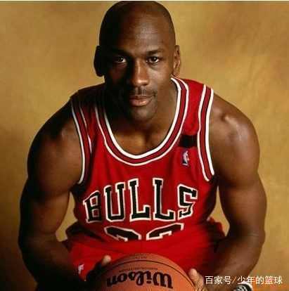 埃贝尔：卡尔无大碍；我们对格纳布里战阿森纳时复出保持乐观（埃贝尔：卡尔伤情无碍，乐观看好格纳布里战阿森纳复出）