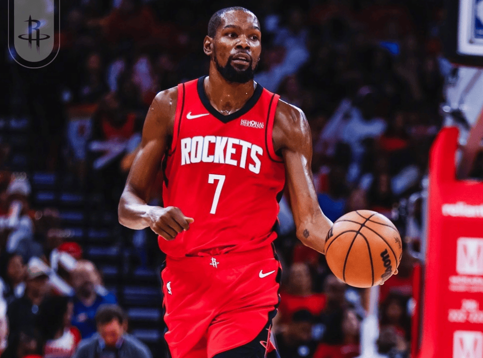 浙江绿魂球迷会：开场前将致敬弗兰克，第11分钟高唱队长之歌（浙江绿魂球迷会赛前致敬弗兰克，第11分钟齐唱队长之歌）