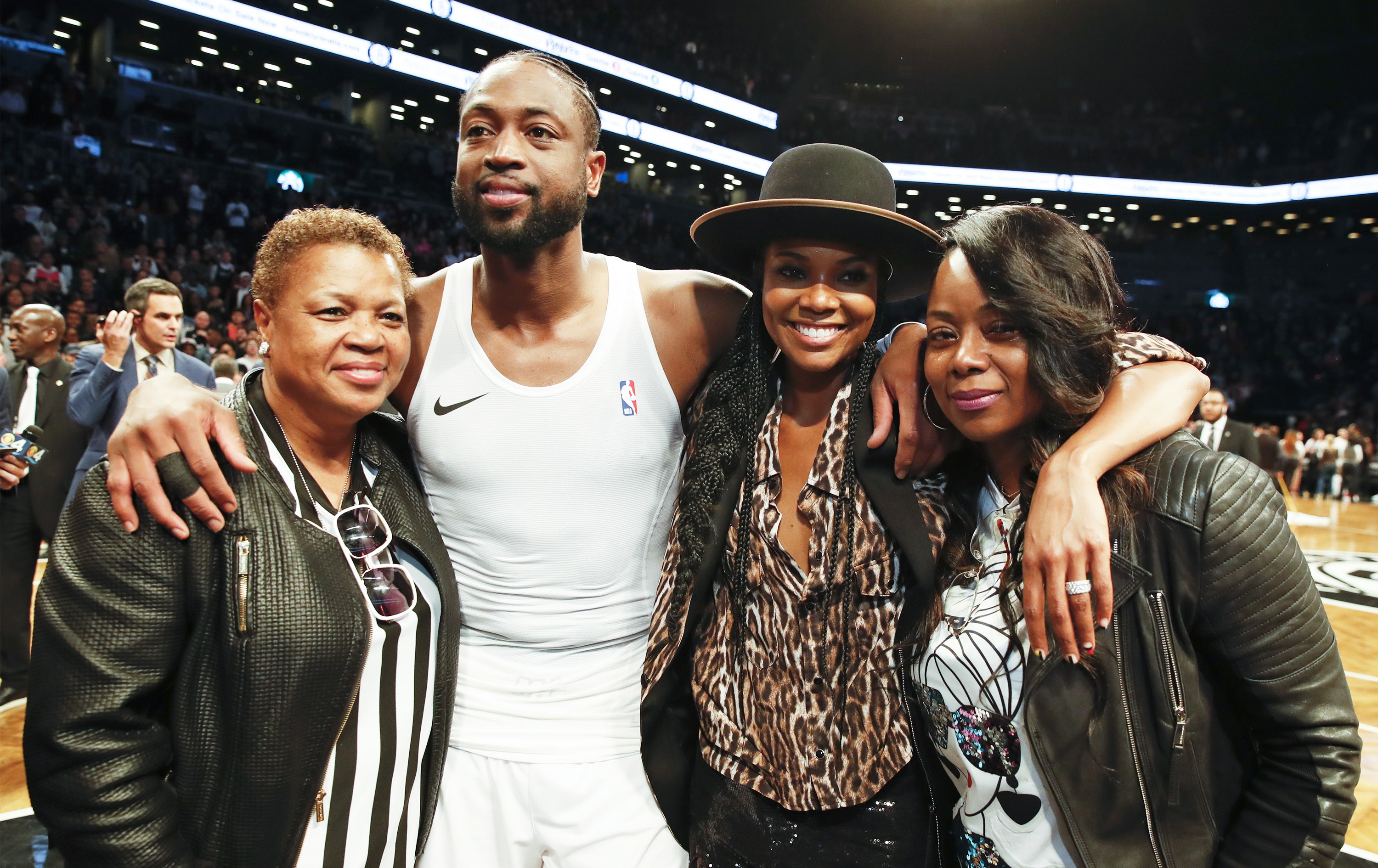 何宇鹏：在国安踢球真的很幸福；法比奥实至名归的金靴太帅啦（何宇鹏：为国安效力倍感幸福，法比奥金靴名副其实又帅气）