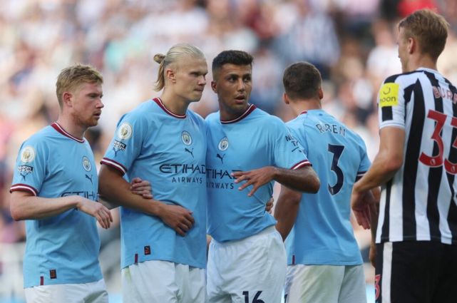 泰森赛季表现惊艳，场均得分翻倍增长（泰森本季发挥亮眼，场均得分翻番）