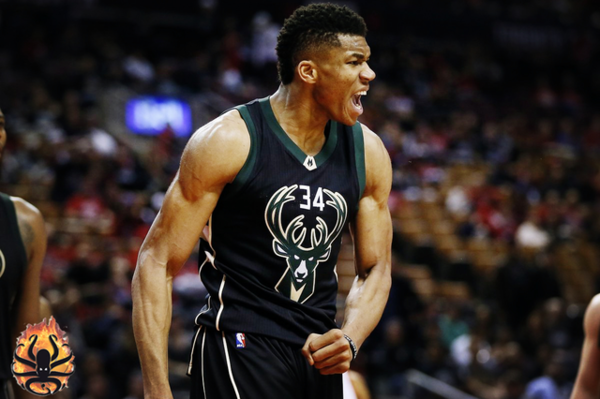 赫内斯：明年目标是德甲冠军；已准备庆祝活动？我们不想傲慢（赫内斯：下赛季目标德甲冠军；庆祝提前准备？不，我们不想显得傲慢）