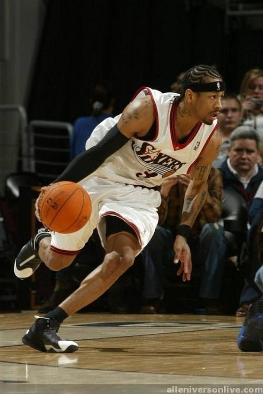 皇马本泽马梅开二度助球队获胜（本泽马双响助皇马取胜）